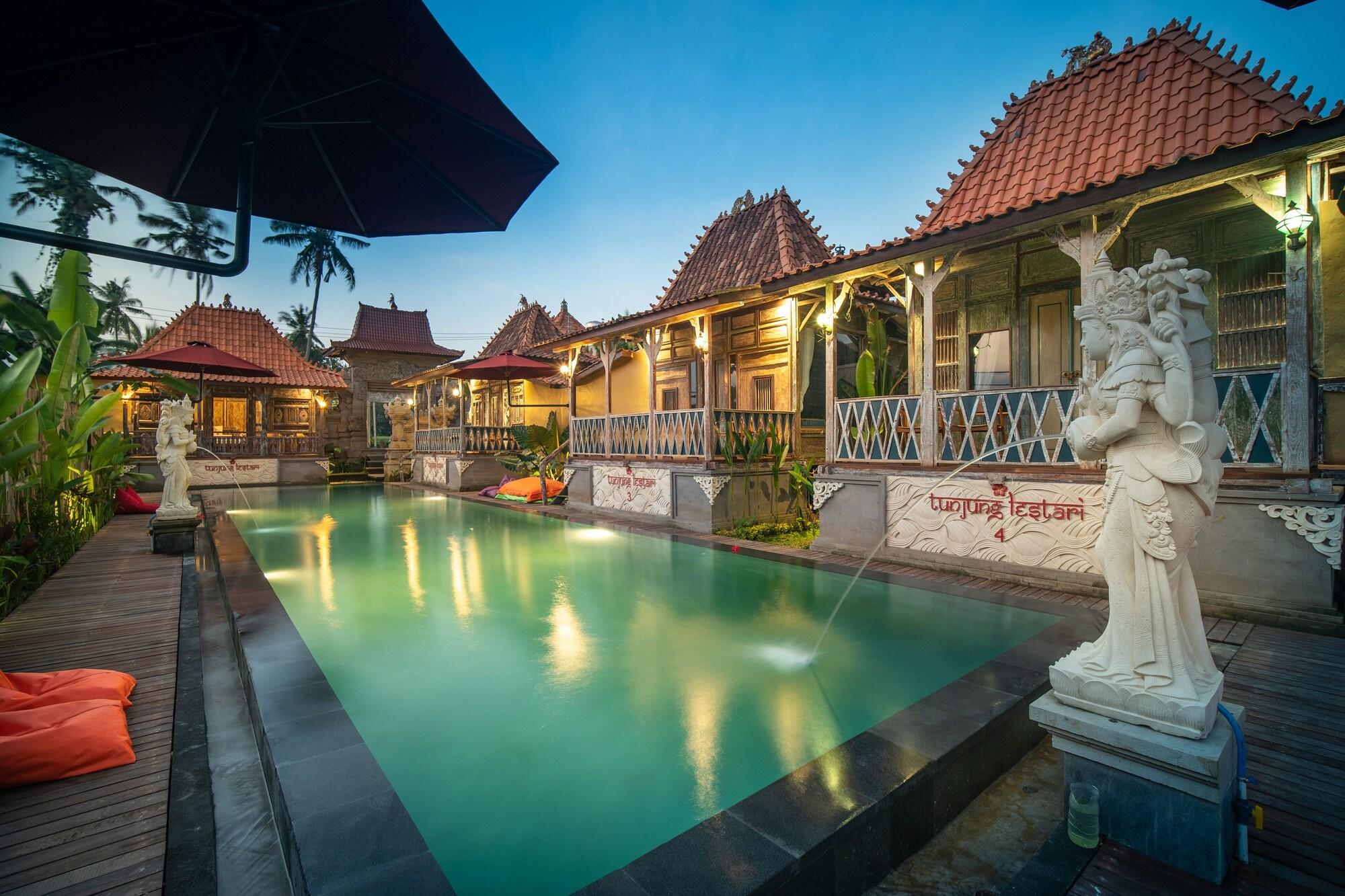 Ubud Lestari Villa Экстерьер фото